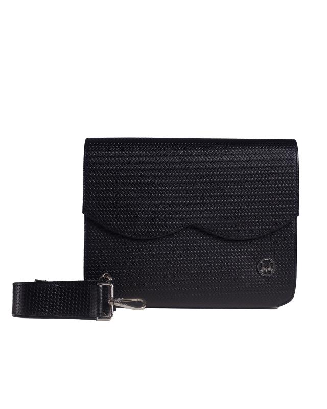 Messenger Bag 3.0 Midi: Black Basket Woven Leather Print