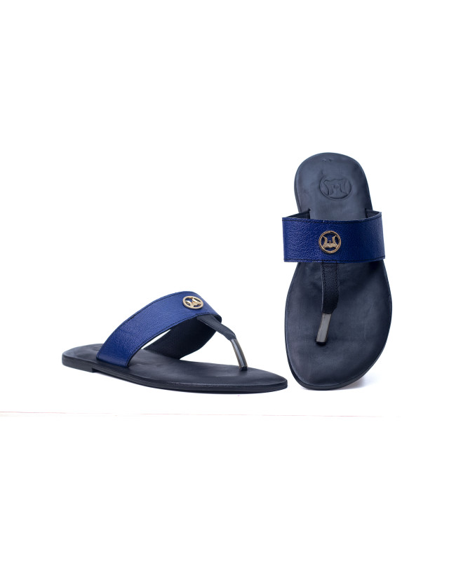 Sultan: Black and Light Blue Crocodile Print