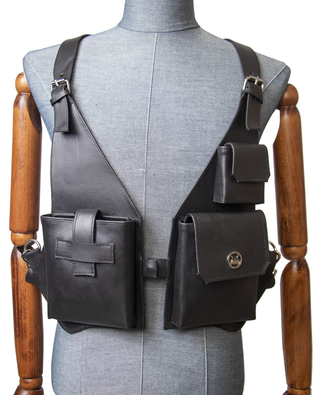 Utility Vest:  Plain Black