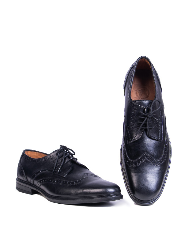 Brogues: Black