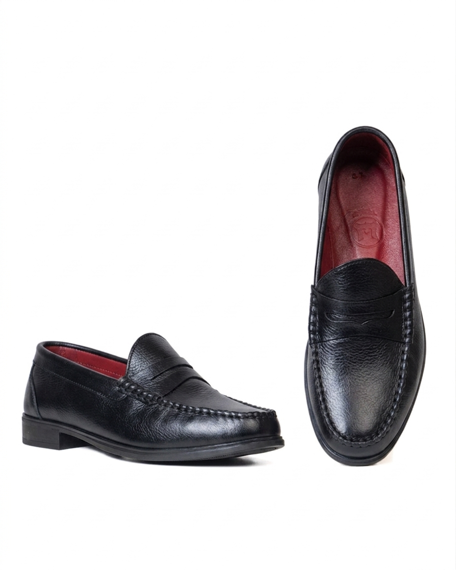 Moccasin Loafers: Black