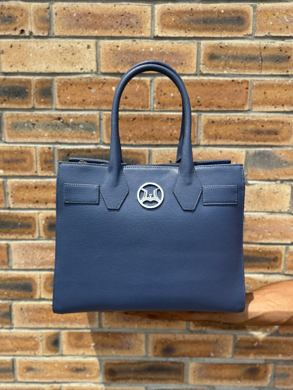 Montreal Maxi: Sky Blue