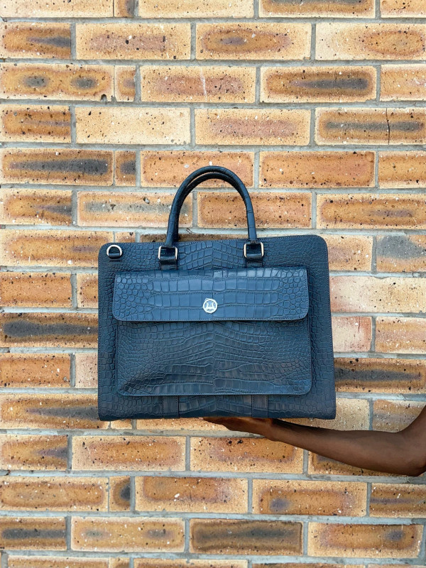 Work Case Escobar: Blue Crocodile Print